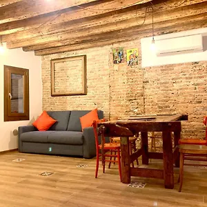 old-town-chioggia-apartments.hotelinveneto.com/